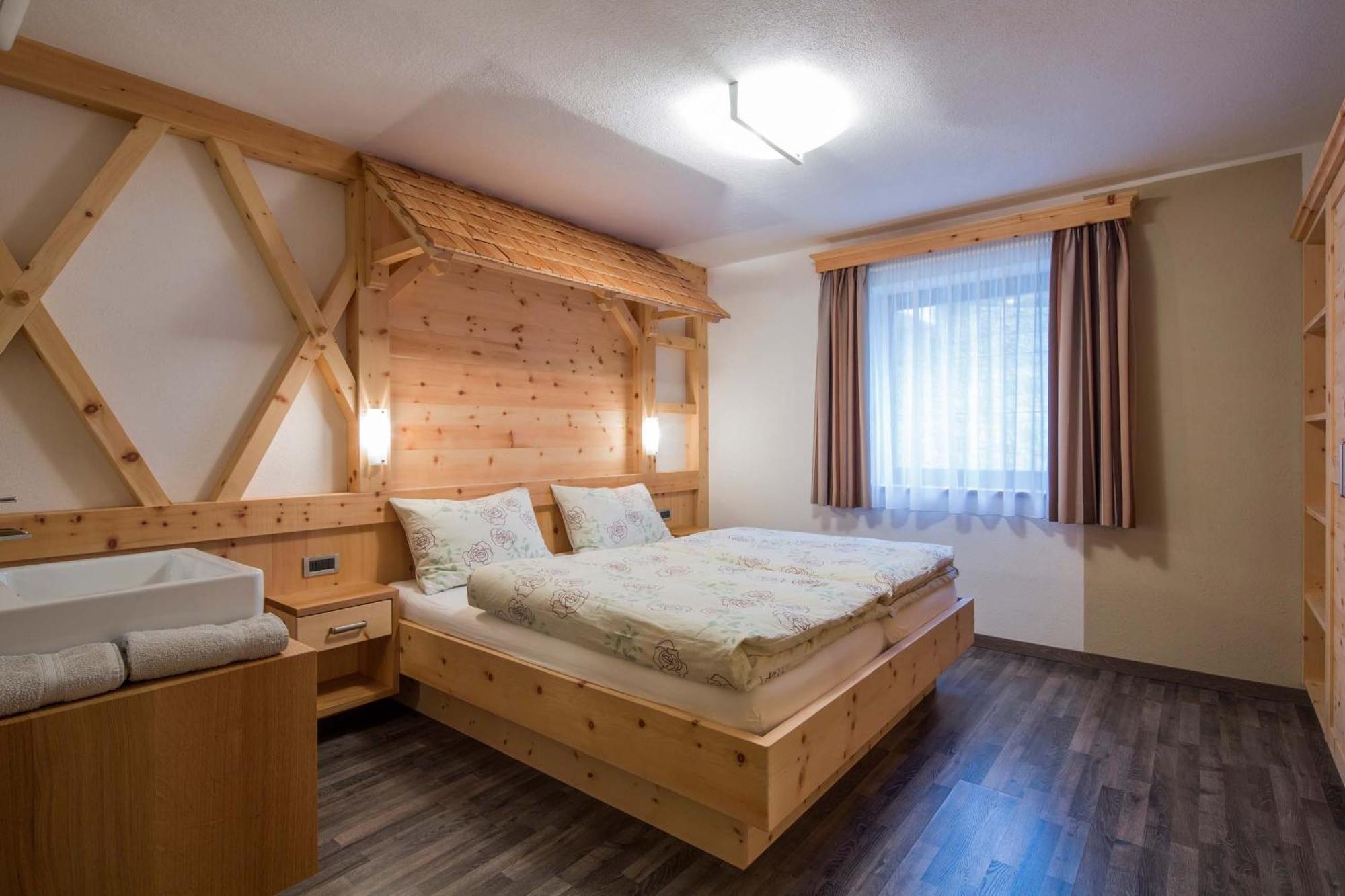 Alpin Apartments Kolfuschg Zimmer foto